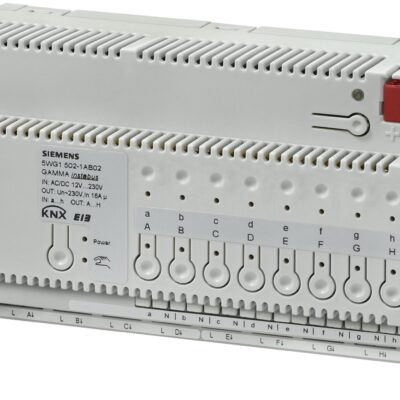 N 502/02 – Actuador combinado de 8 entradas de tensión 12… 230 VCA y 8 salidas de 10A 230 VCA.