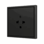 ZS70CEUAA - ZS70. Tapa para base de enchufe euroamericano 70X70 mm - Antracita.